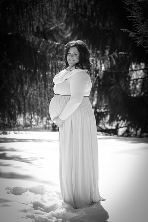 Jess- Maternity 058-2